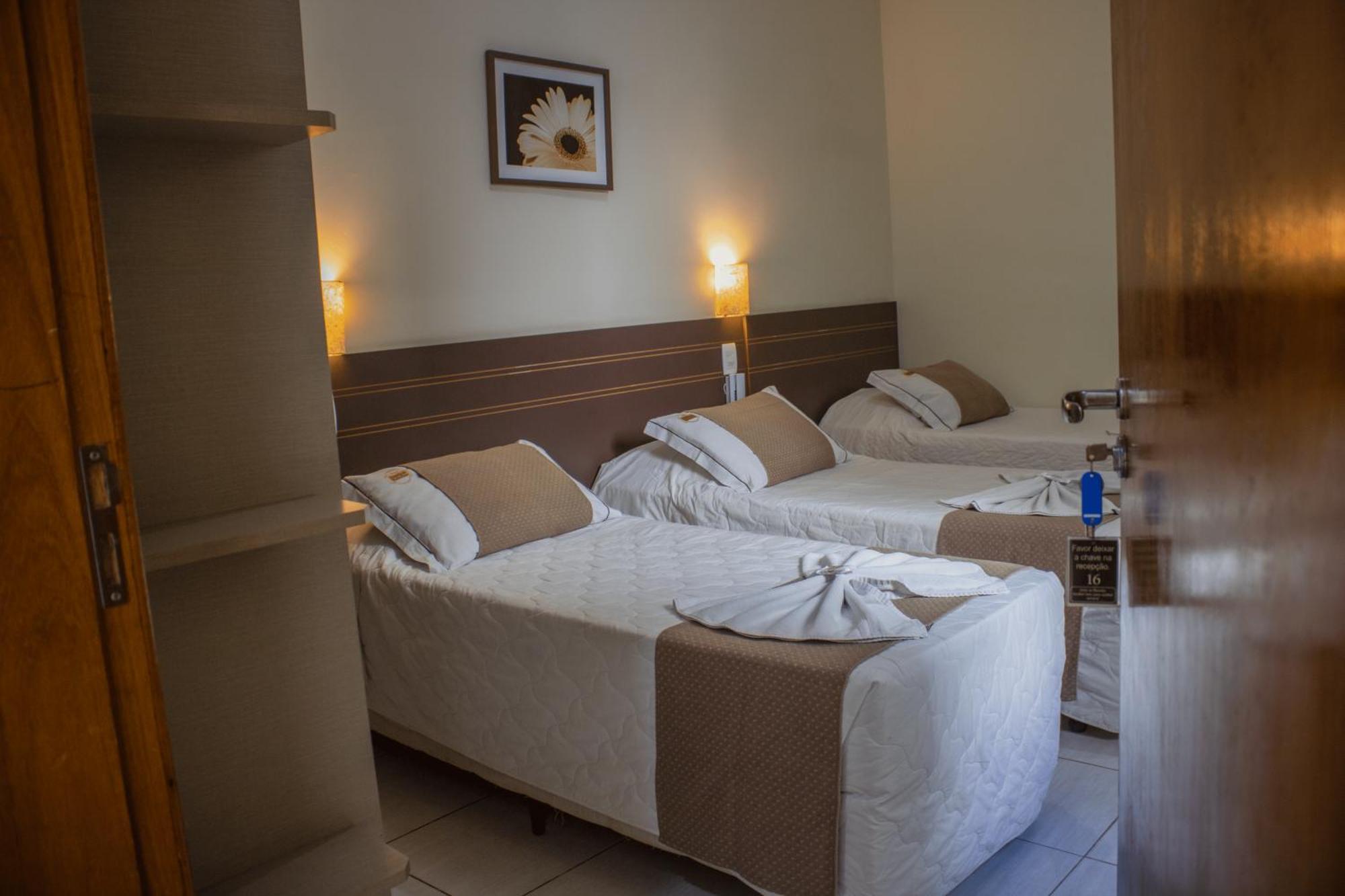 Hotel Do Reinildo I Кашуэйра-Паулиста Экстерьер фото