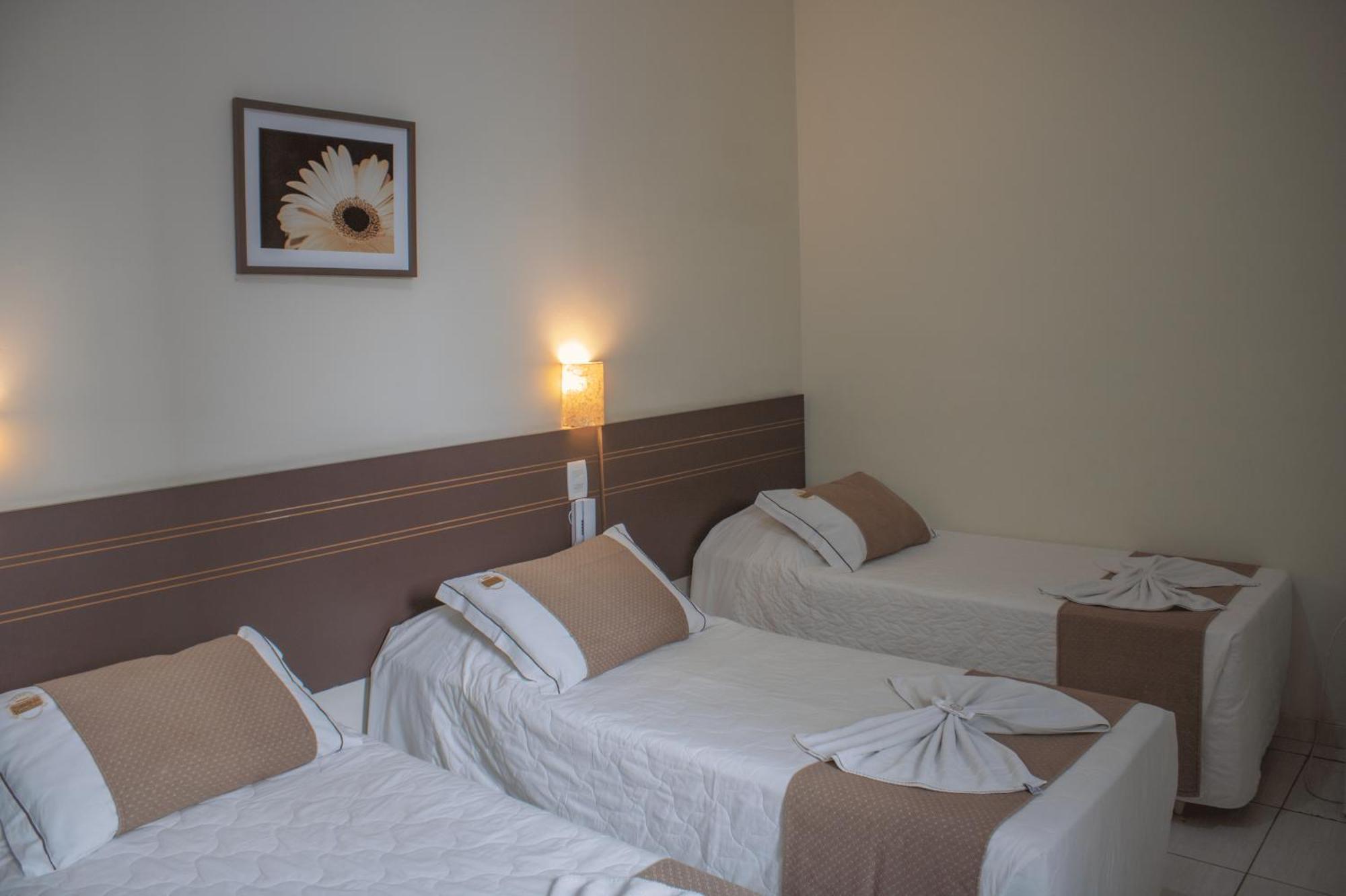 Hotel Do Reinildo I Кашуэйра-Паулиста Экстерьер фото