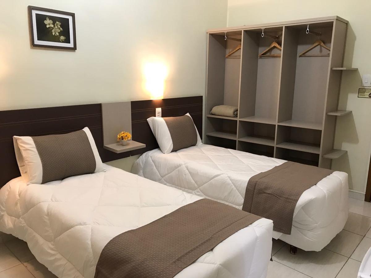 Hotel Do Reinildo I Кашуэйра-Паулиста Экстерьер фото