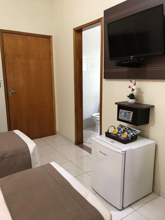 Hotel Do Reinildo I Кашуэйра-Паулиста Экстерьер фото